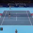 ATP Finals: Tsitsipas vence Zverev e avança às semifinais