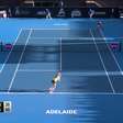 WTA Adelaide: Barty supera Collins e vai à decisão