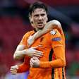 Holanda domina e vence a Letônia pelas Eliminatórias