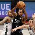 Com Harden em quadra, Durant brilha e Nets faz 3 a 2 no Bucks
