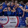 Itália festeja vaga olímpica no basquete após bater a Sérvia
