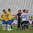Presidente da AFA lamenta suspensão do jogo e rebate Anvisa