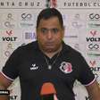 SANTA CRUZ: Leston Junior reconhece necessidade de melhora na equipe, apesar da terceira vitória seguida: "Ainda temos muita linha de crescimento"