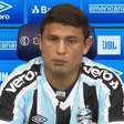 GRÊMIO: Elkeson revela apelo da mãe para retornar ao futebol brasileiro: "Me cobrou por ter ficado muito tempo fora"