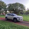 Jeep Compass humilha Toyota Corolla Cross nas vendas de outubro