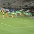 COPA DO BRASIL: Hat-trick! Sasha marca três gols na goleada contra o Brasiliense