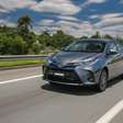 Na contramão dos aumentos, Toyota Yaris Sedan fica mais barato em maio