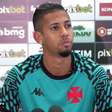 VASCO: Weverton vê equipe se encaixando ao longo da temporada de olho no acesso e revela: "Temos que subir em primeiro"