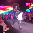 SPFW termina com festa, bandeira LGBTQIA+ e show de drags