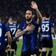 Meia da Inter culpa treinador por derrota decisiva em clássico no Campeonato Italiano