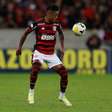 Após cirurgia, Flamengo informa os próximos passos da recuperação de Bruno Henrique