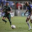 Fora dos planos do Cruzeiro, atacante Waguininho segue com futuro indefinido