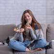 Estresse e irritação: há conexão entre alimentação e emoção?
