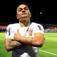 Corinthians demonstra interesse no atacante Artur, do Bragantino