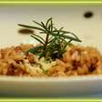 Receita de restaurante: risoto de linguiça com vinho da Chef Giu Giunti
