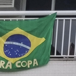 Com a Copa, bandeira volta a ser símbolo do Brasil inteiro