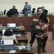 SC: Justiça condena vereador que agarrou e tentou beijar colega à força após discussão