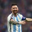 Messi se recusa a vestir camisa do Boca Juniors em evento de Riquelme