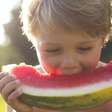 Mindful eating: como ensinar a criança a comer com atenção às sensações