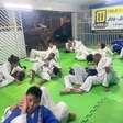 Equipe premiada de jiu-jitsu nasceu na periferia paulistana