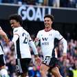 Willian marca duas vezes e Fulham goleia Leicester pelo Campeonato Inglês