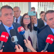 Bolsonaro nega tentativa de golpe em 8 de janeiro e lamenta prisões: 'Idosos com a bíblia na mão'