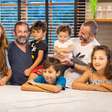 Amor multiplicado por 5: pais adotam irmãos de filha adotiva para não separar a família