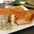 Filé de peixe à milanesa: prepare com creme branco de espinafre