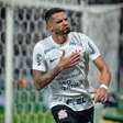 Renato Augusto mostra a Luciano que clássico na Arena só acaba quando termina