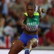 Alison dos Santos avança para a final e busca o bicampeonato dos 400 m com barreiras no Mundial de atletismo