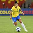 Debinha é única jogadora brasileira indicada ao prêmio Bola de Ouro; veja lista