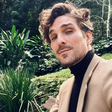 Igor Rickli sobre se assumir bissexual: "Livre do que esperam de um homem"