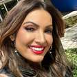 Patrícia Poeta exibe corpaço malhado de biquíni chamativo e encanta