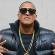 Mano Brown visita escola na periferia de SP e canta 'Vida Loka, Pt. 1'