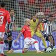 Inter Sofre Revés em Casa Contra o Atlético-MG e Desce na Tabela do Brasileirão 2023 perto do Z4