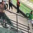 Torcedores do Coritiba que imitaram macaco no Athletiba são identificados pela polícia