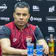 Técnico do Atlético-GO exalta 'grande partida' do time apesar de empate e garante: "Estamos vivíssimos"