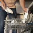 Lava-louças: é necessário limpar os pratos antes de usar a máquina?