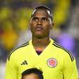 Jhon Arias retorna de suspensão e defende Colômbia contra o Paraguai pelas Eliminatórias