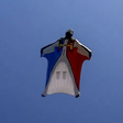 O piloto francês condenado por decapitar paraquedista com asa de avião