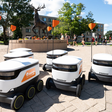 30 robôs incríveis de entrega e serviços