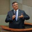 Dino janta com senadores governistas para montar estratégias
