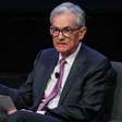 Powell diz que Fed deve agir "com cuidado" sobre juros e que "pouso suave" está tomando forma