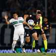 Red Bull Bragantino vence o Coritiba pelo Brasileirão