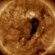 Buraco com 800 mil km de extensão surge na atmosfera do Sol