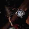 Audemars Piguet anuncia parceria com gravadora do rapper Travis Scott