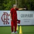 Tite indica duas mudanças para jogo entre São Paulo e Flamengo