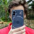 Teste de resistência | Nothing Phone 2 tem IP54 e não pode molhar