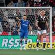 Léo Jardim é o único jogador do Vasco a participar de todas as rodadas do Campeonato Brasileiro
