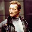 Foi um dos grandes fracassos de Arnold Schwarzenegger, mas esta ficção científica conta com sua parcela de apreciadores